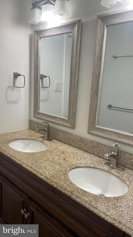 253 HOLLY DR, King Of Prussia, PA 19406