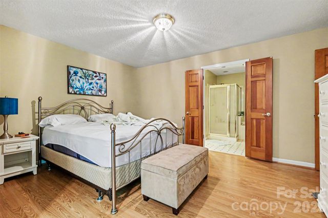 104 Provincial Road, Gastonia, NC 28056