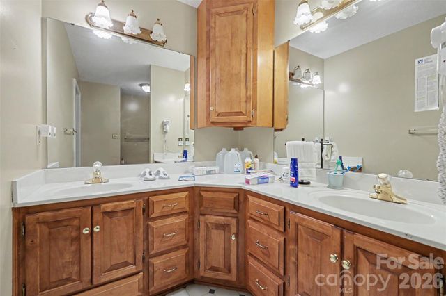 104 Provincial Road, Gastonia, NC 28056