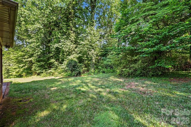 104 Provincial Road, Gastonia, NC 28056