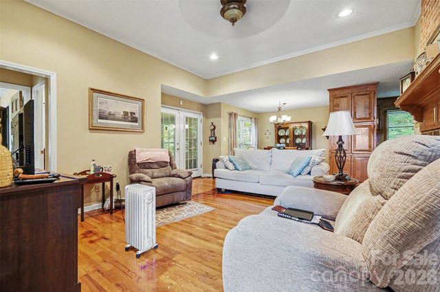 104 Provincial Road, Gastonia, NC 28056