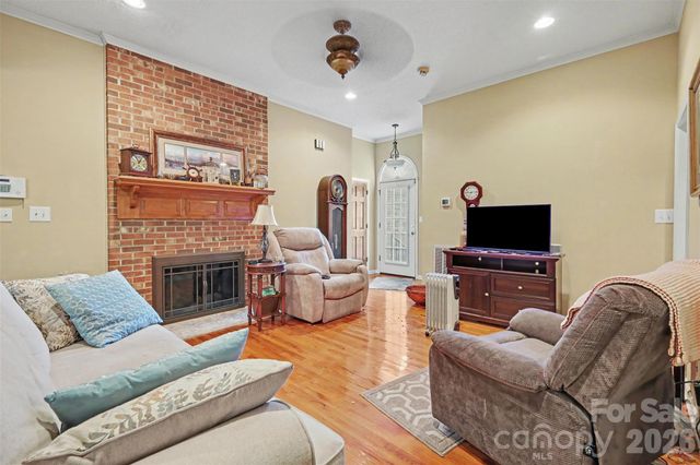 104 Provincial Road, Gastonia, NC 28056