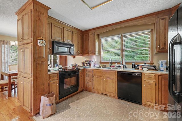 104 Provincial Road, Gastonia, NC 28056