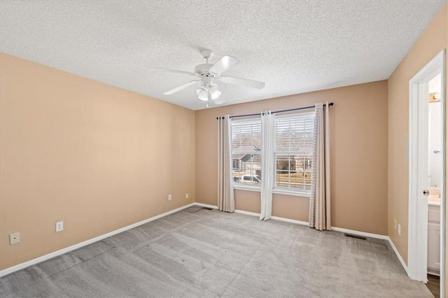 1216 N Parkway Drive, Olathe, KS 66061