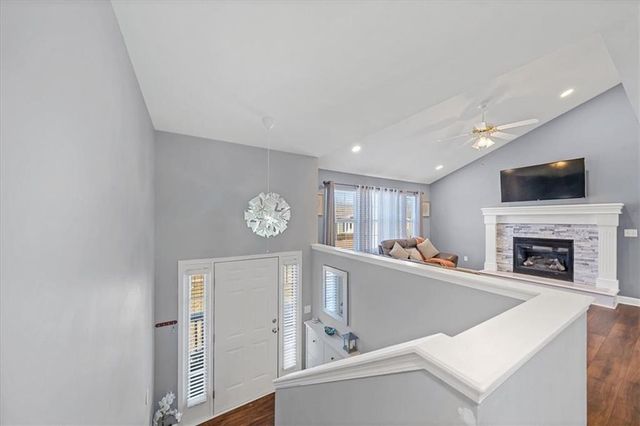 1216 N Parkway Drive, Olathe, KS 66061