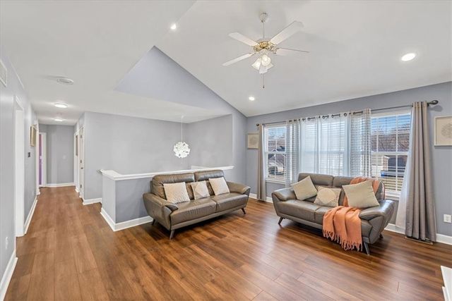 1216 N Parkway Drive, Olathe, KS 66061