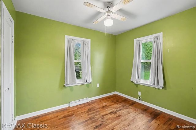 5812 Oster Drive, Waterford, MI 48327