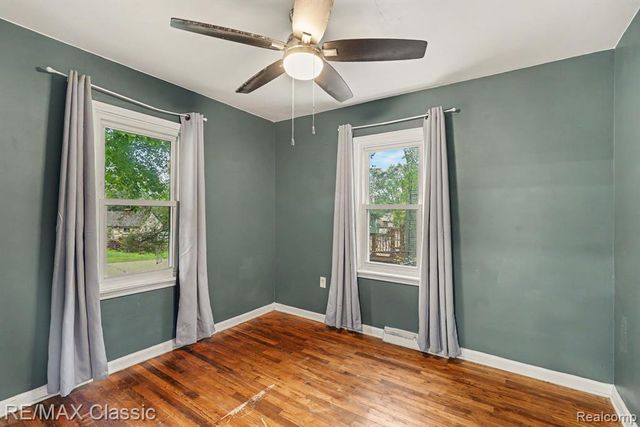 5812 Oster Drive, Waterford, MI 48327
