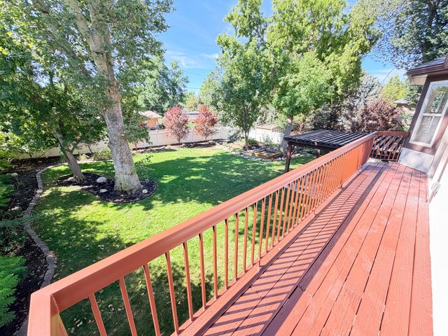 1938 E VINTAGE WOODS CT, Holladay, UT 84117