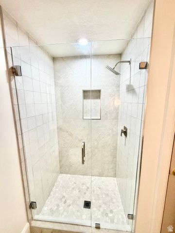 1938 E VINTAGE WOODS CT, Holladay, UT 84117