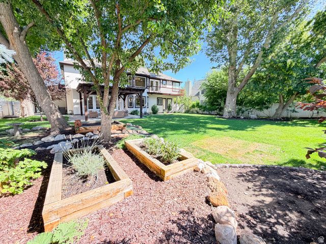 1938 E VINTAGE WOODS CT, Holladay, UT 84117