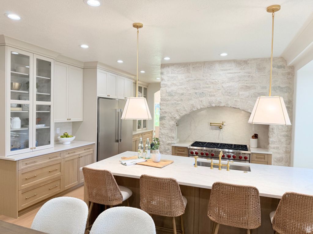 1938 E VINTAGE WOODS CT, Holladay, UT 84117 — photo 2