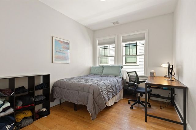 27 Prince St. 3L, Cambridge, MA 02139