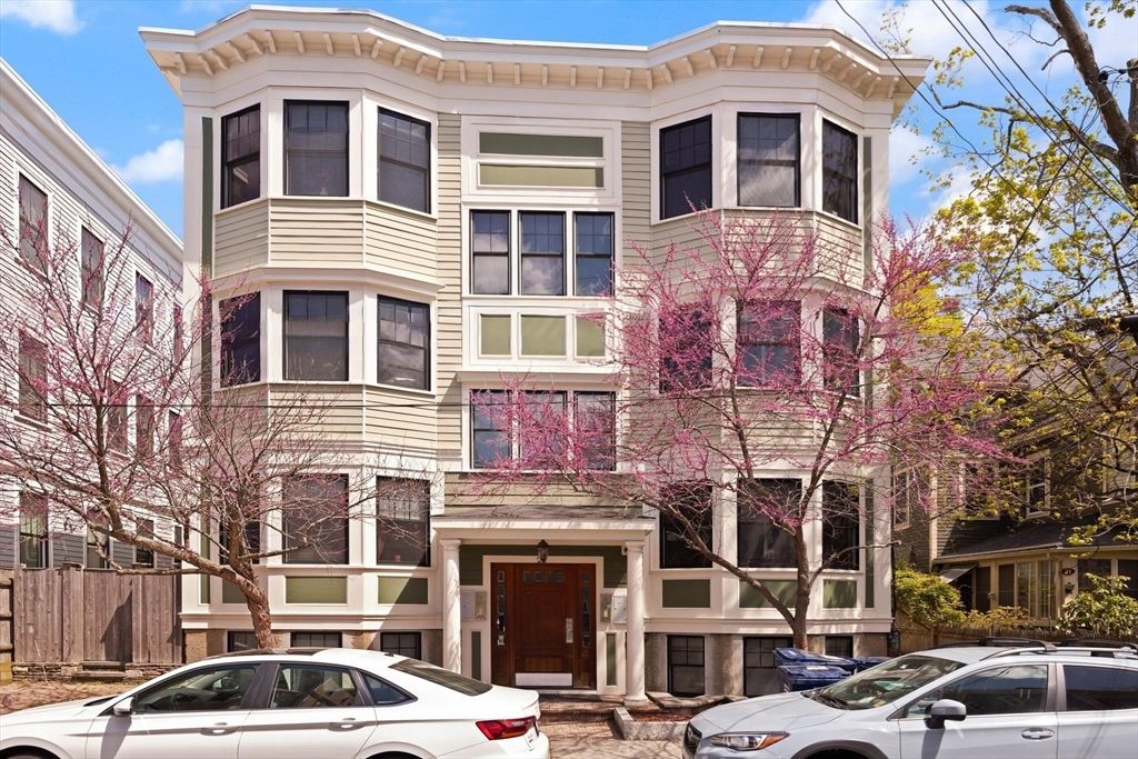 27 Prince St. 3L, Cambridge, MA 02139