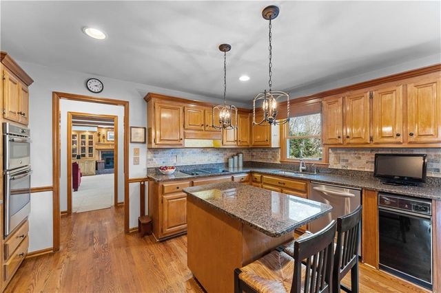 3989 Spalding Glen Drive, Peachtree Corners, GA 30360