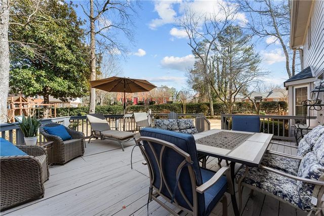 3989 Spalding Glen Drive, Peachtree Corners, GA 30360