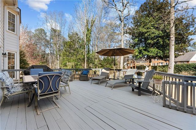 3989 Spalding Glen Drive, Peachtree Corners, GA 30360