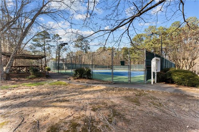 3989 Spalding Glen Drive, Peachtree Corners, GA 30360