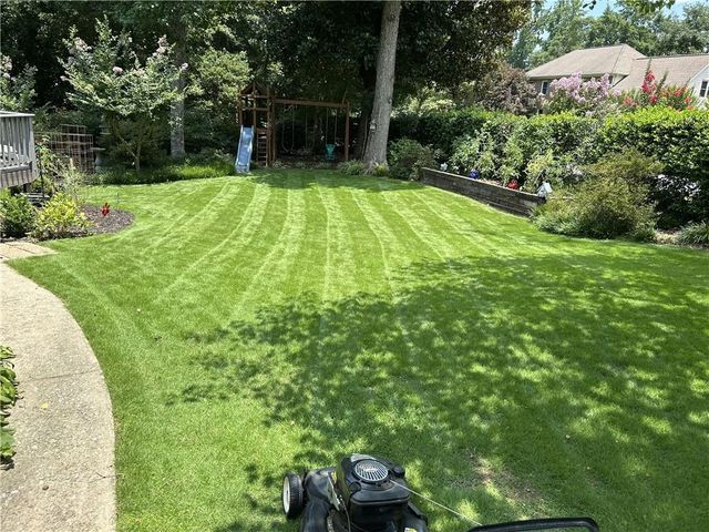 3989 Spalding Glen Drive, Peachtree Corners, GA 30360