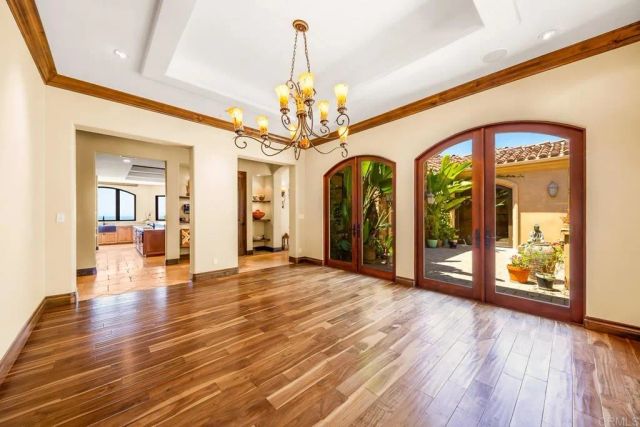 7133 Obelisco Circle, Carlsbad, CA 92009
