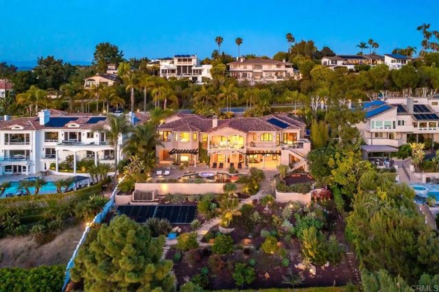 7133 Obelisco Circle, Carlsbad, CA 92009