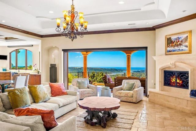 7133 Obelisco Circle, Carlsbad, CA 92009