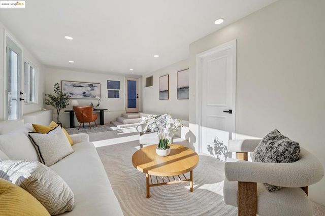 1341 Peralta Ave, Berkeley, CA 94702