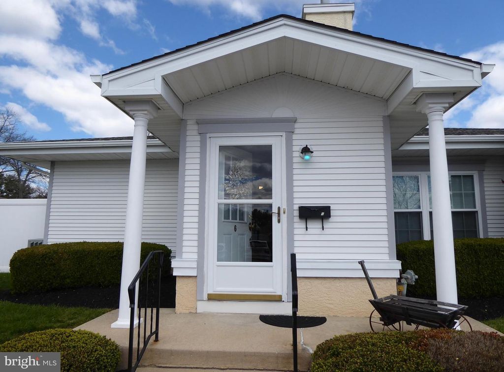 2139 E Chestnut Ave Apt 6, Vineland, NJ 08361
