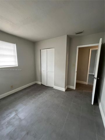 4321 NW 12th Ter, Oakland Park, FL 33309