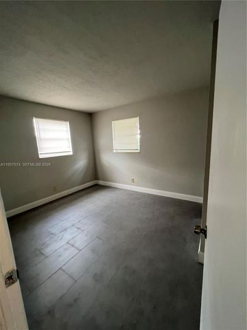 4321 NW 12th Ter, Oakland Park, FL 33309