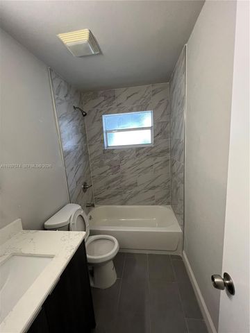 4321 NW 12th Ter, Oakland Park, FL 33309