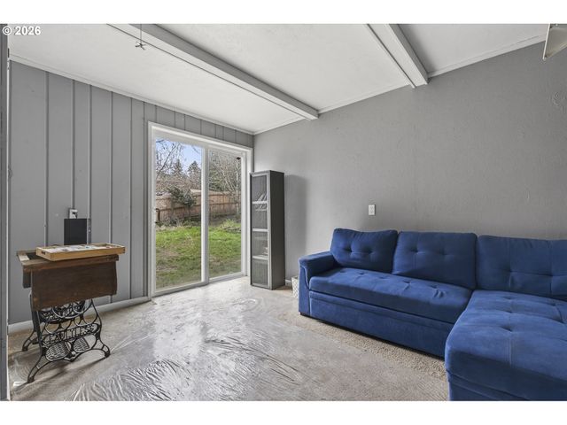 2839 CHURCH St Se, Salem, OR 97302