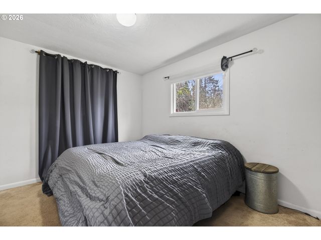 2839 CHURCH St Se, Salem, OR 97302