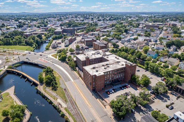 491 Dutton St 209, Lowell, MA 01854