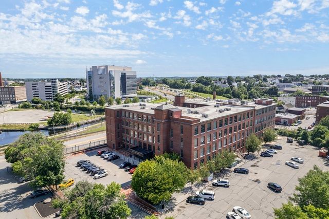 491 Dutton St 209, Lowell, MA 01854