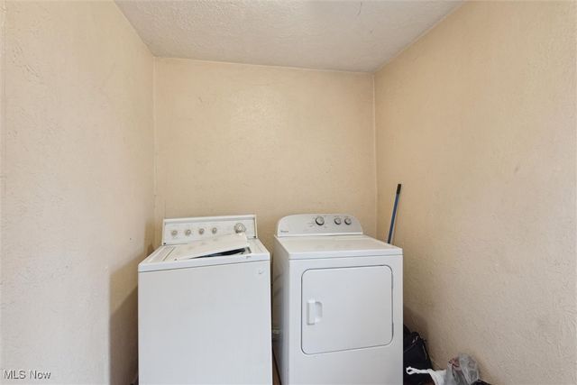 3074 Erin Avenue, Cleveland, OH 44113