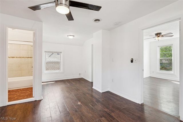 3074 Erin Avenue, Cleveland, OH 44113