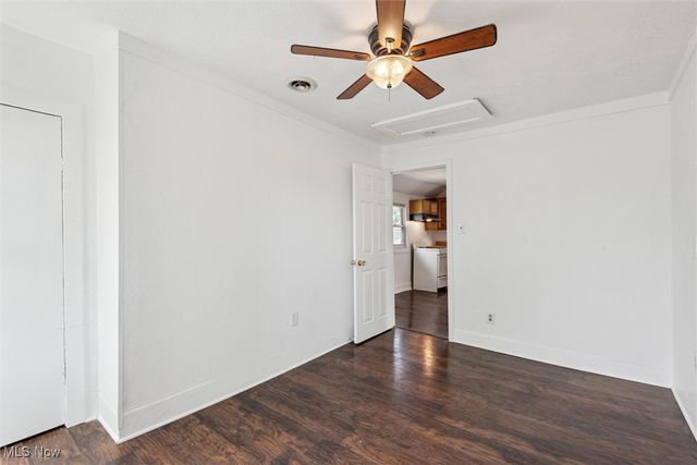 3074 Erin Avenue, Cleveland, OH 44113