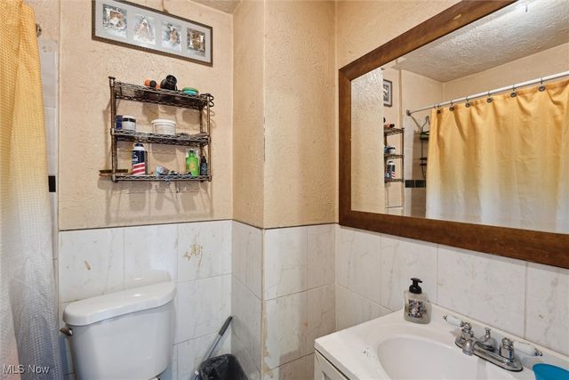 3074 Erin Avenue, Cleveland, OH 44113