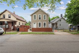 3074 Erin Avenue, Cleveland, OH 44113