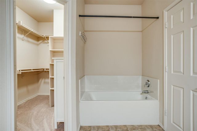 187 Castleridge Drive B, Little Elm, TX 75068