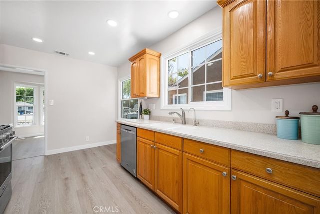 3819 N Studebaker Road, Long Beach, CA 90808