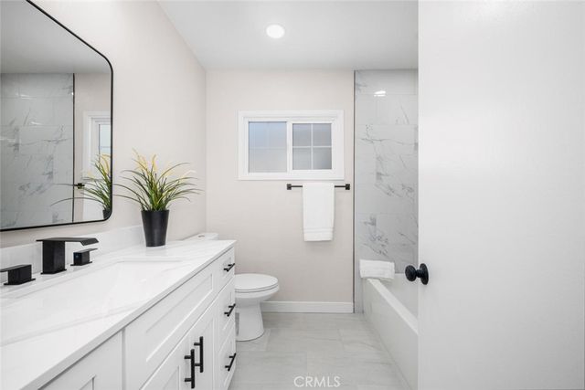 3819 N Studebaker Road, Long Beach, CA 90808