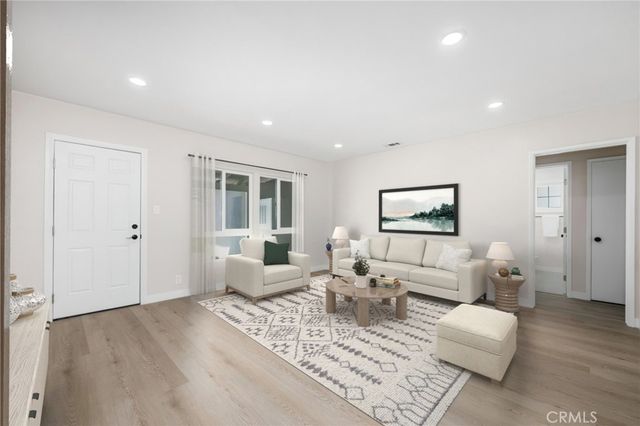 3819 N Studebaker Road, Long Beach, CA 90808
