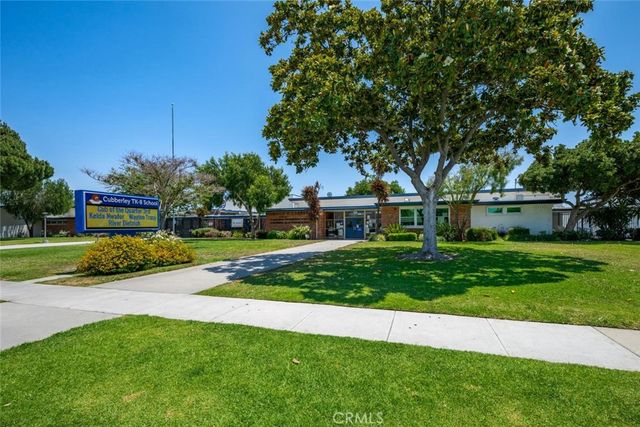 3819 N Studebaker Road, Long Beach, CA 90808