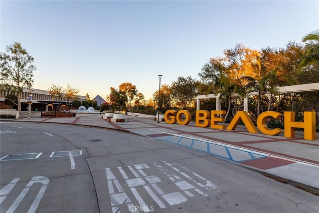 3819 N Studebaker Road, Long Beach, CA 90808