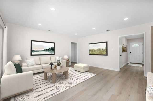 3819 N Studebaker Road, Long Beach, CA 90808