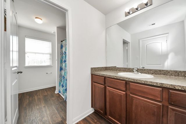 2085 Saras Way, Brookshire, TX 77423