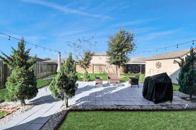 2085 Saras Way, Brookshire, TX 77423