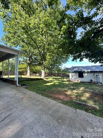 610 Helton Road, Cherryville, NC 28021
